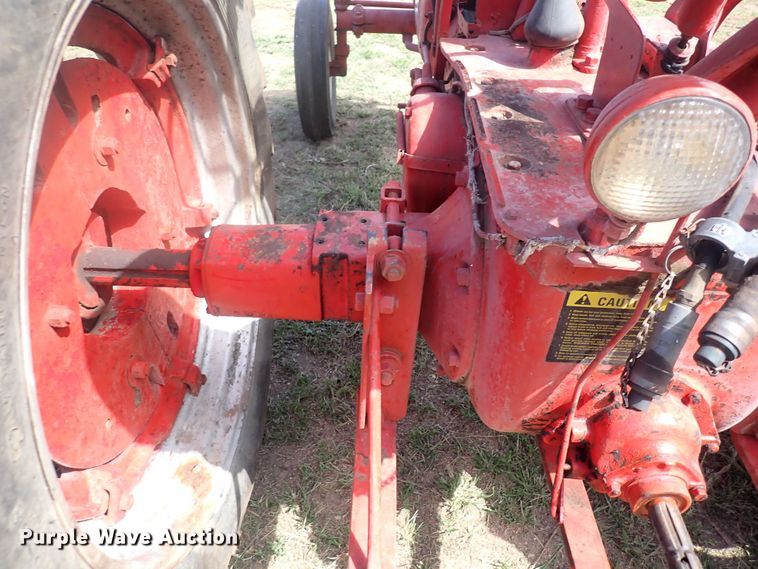 image for item DF5065 Farmall M  tractor