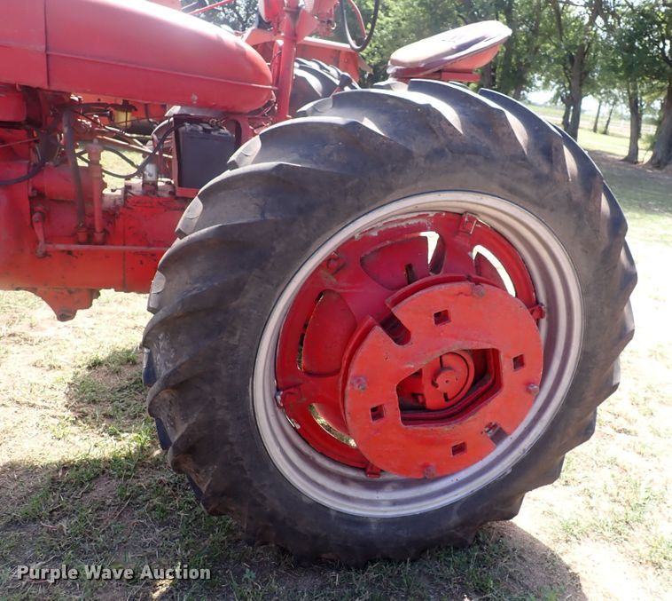 image for item DF5065 Farmall M  tractor