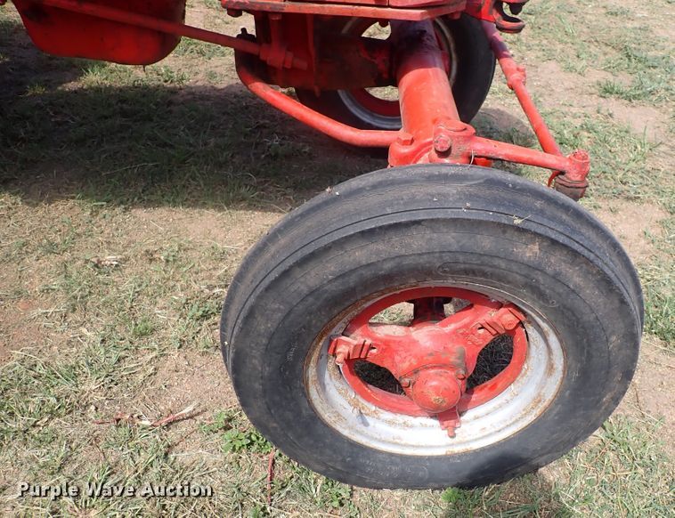 image for item DF5065 Farmall M  tractor
