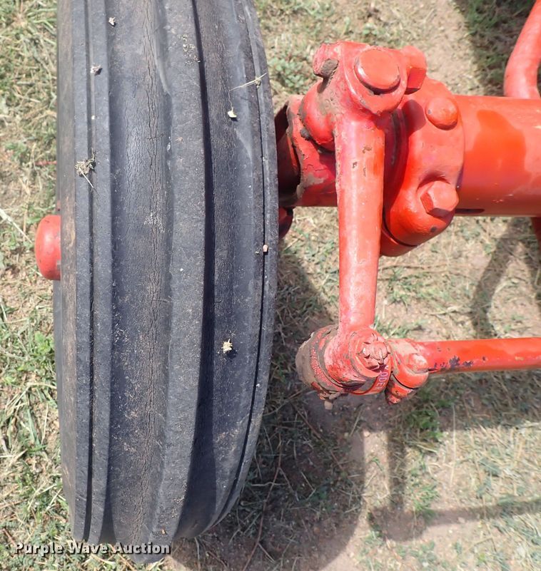 image for item DF5065 Farmall M  tractor