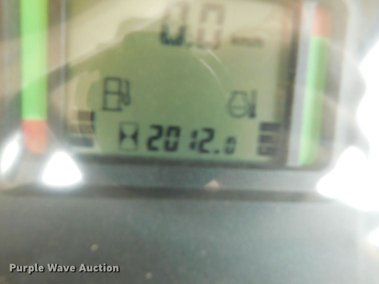 image for item DJ7674 2007 John Deere 7230  MFWD tractor