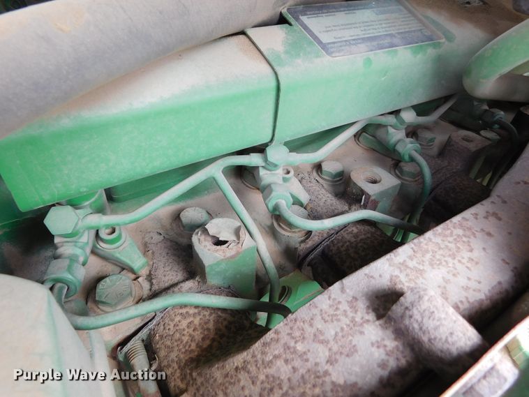 image for item DJ7674 2007 John Deere 7230  MFWD tractor