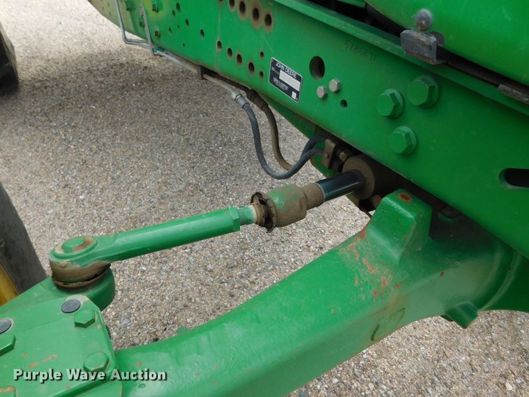 image for item DJ7674 2007 John Deere 7230  MFWD tractor