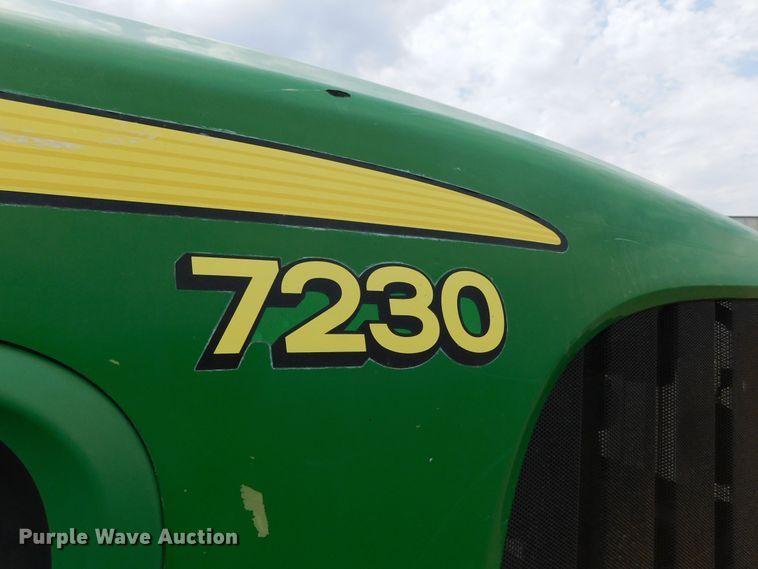 image for item DJ7674 2007 John Deere 7230  MFWD tractor