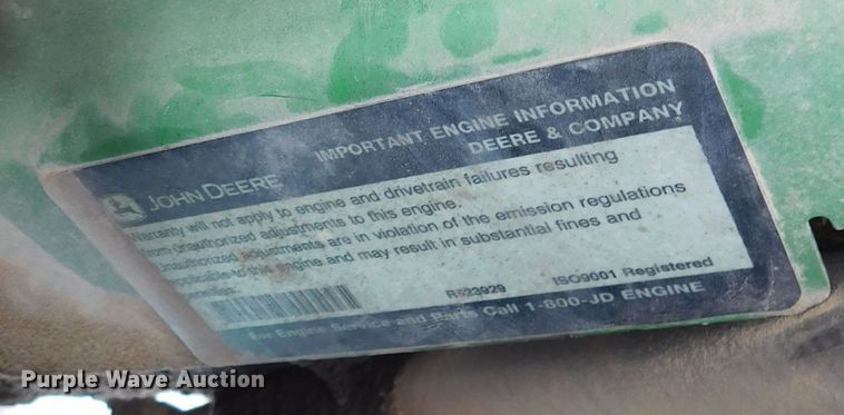 image for item DJ7674 2007 John Deere 7230  MFWD tractor