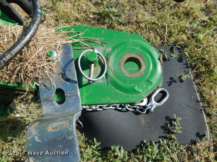 image for item DJ7675 2019 John Deere 560M  round baler