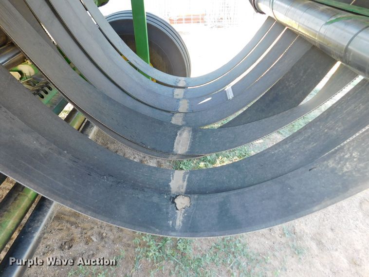 image for item DJ7675 2019 John Deere 560M  round baler