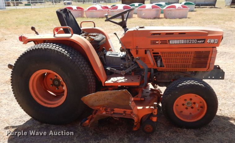 image for item DK0372 Kubota B8200  MFWD lawn tractor