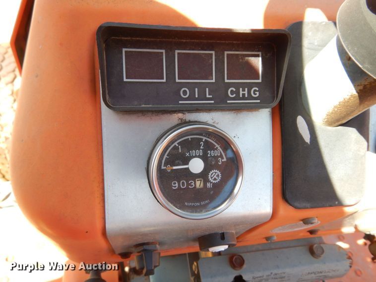 image for item DK0372 Kubota B8200  MFWD lawn tractor