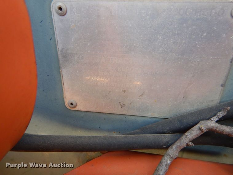 image for item DK0372 Kubota B8200  MFWD lawn tractor