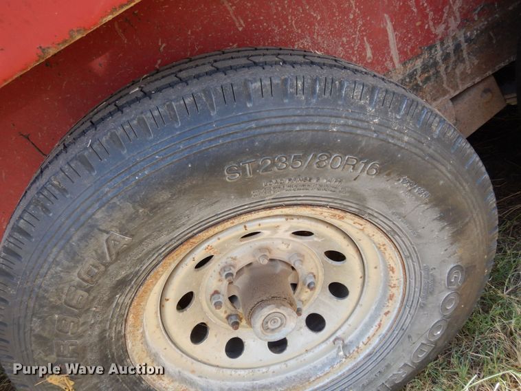 image for item DK0377 2004 Gooseneck Trailers A7B1  livestock trailer