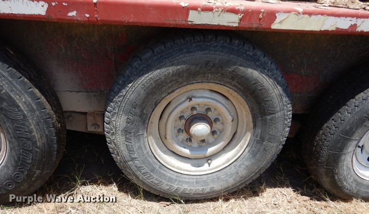 image for item DK0377 2004 Gooseneck Trailers A7B1  livestock trailer