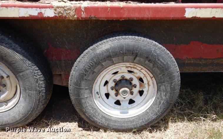 image for item DK0377 2004 Gooseneck Trailers A7B1  livestock trailer