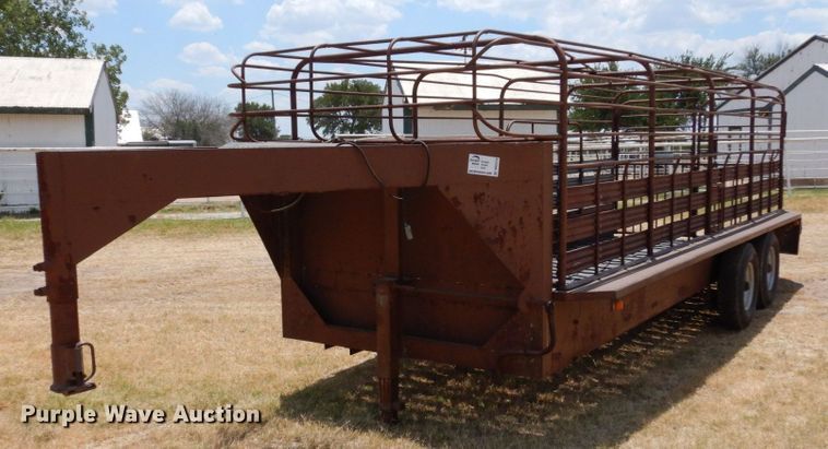 image for item DK0378 1984 Kinnamore  livestock trailer