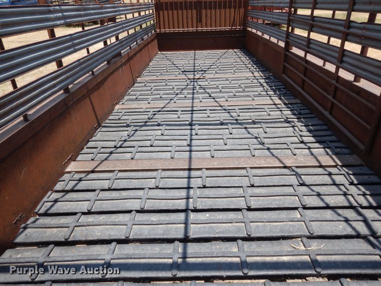 image for item DK0378 1984 Kinnamore  livestock trailer