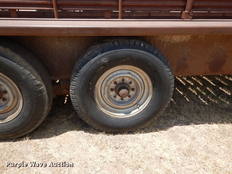 image for item DK0378 1984 Kinnamore  livestock trailer