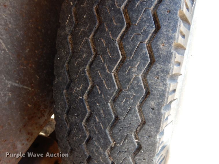 image for item DK0378 1984 Kinnamore  livestock trailer