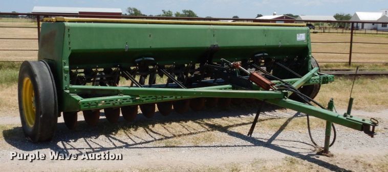 image for item DK0381 John Deere 8000  grain drill