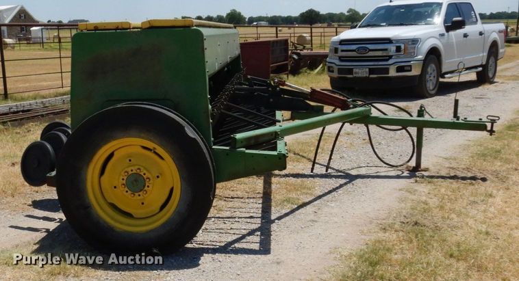 image for item DK0381 John Deere 8000  grain drill