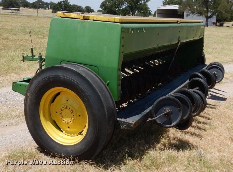 image for item DK0381 John Deere 8000  grain drill