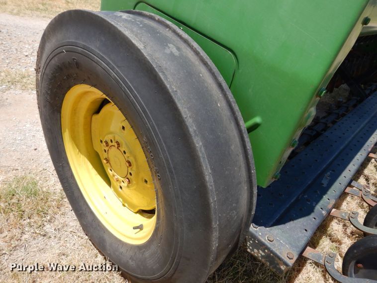 image for item DK0381 John Deere 8000  grain drill