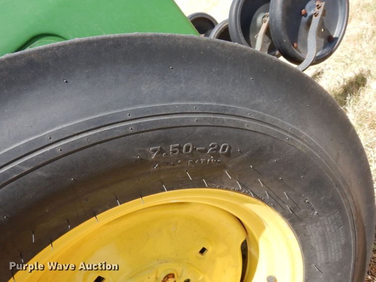image for item DK0381 John Deere 8000  grain drill