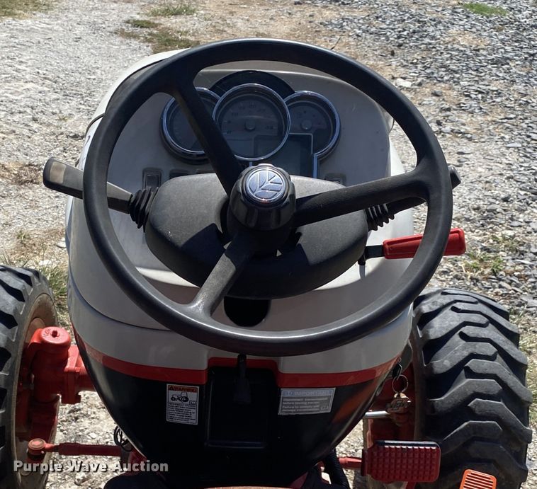 image for item DK6254 2009 New Holland Boomer 8N  MFWD tractor