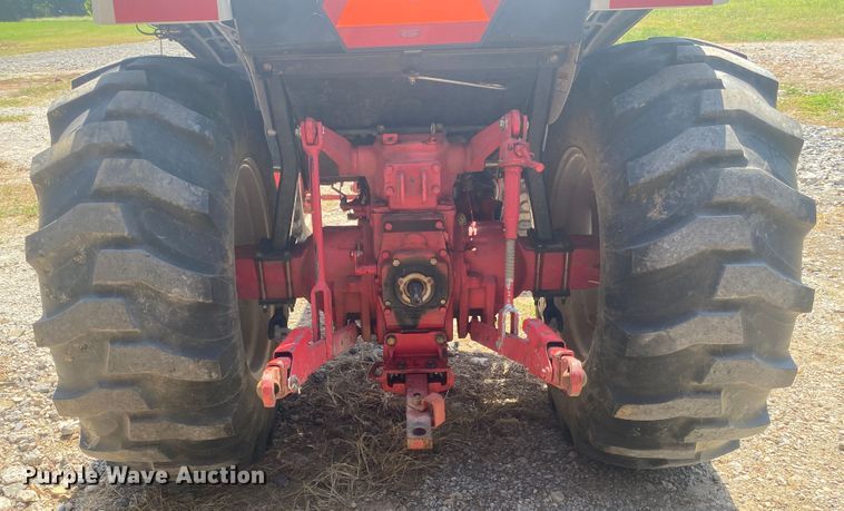 image for item DK6254 2009 New Holland Boomer 8N  MFWD tractor