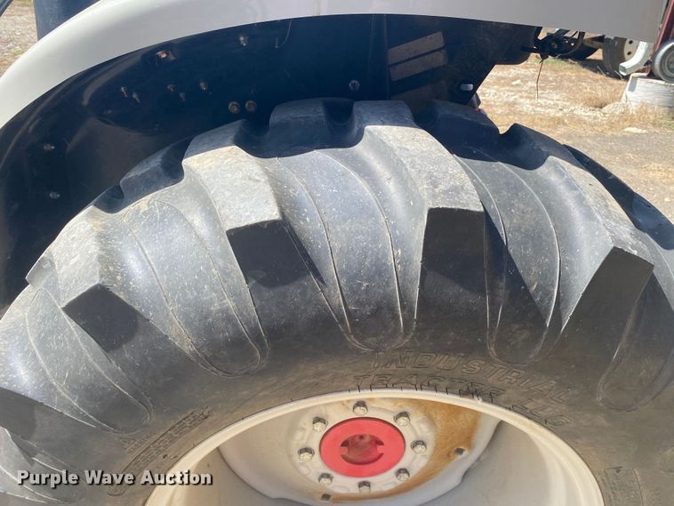 image for item DK6254 2009 New Holland Boomer 8N  MFWD tractor