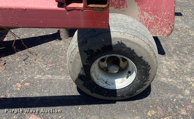 image for item DK6257 Hay Master  bale accumulator