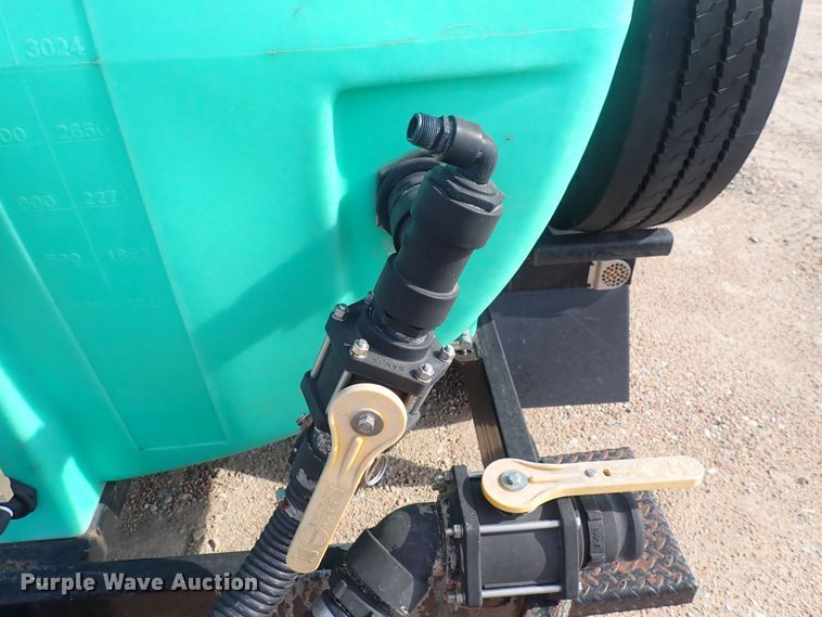 image for item DN0472 2014 Enduraplas, LLC  tank trailer