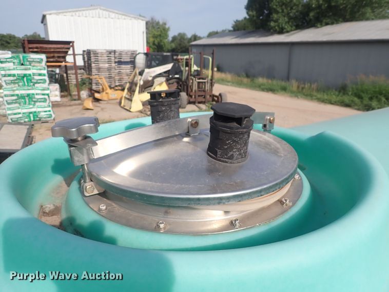 image for item DN0472 2014 Enduraplas, LLC  tank trailer