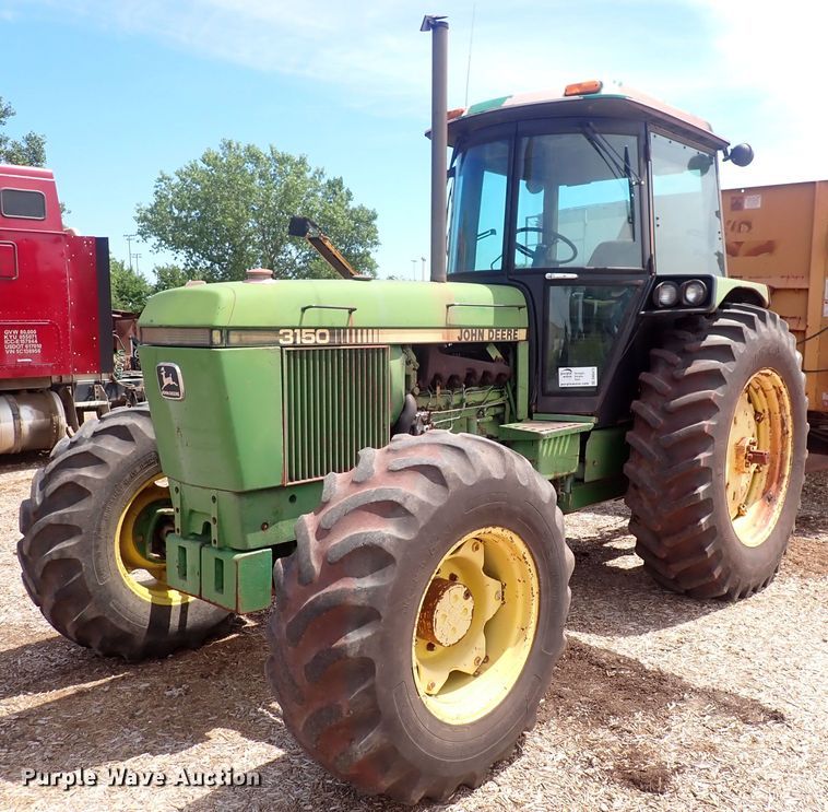 image for item DN0475 1986 John Deere 3150  MFWD tractor