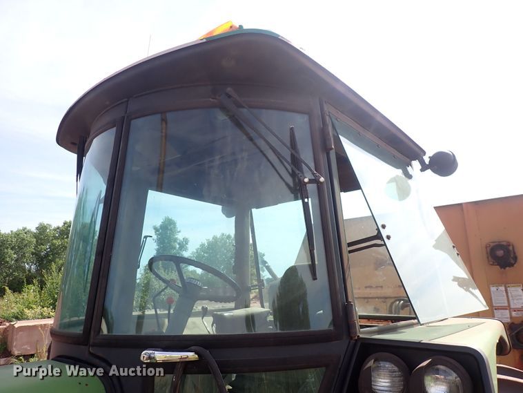 image for item DN0475 1986 John Deere 3150  MFWD tractor