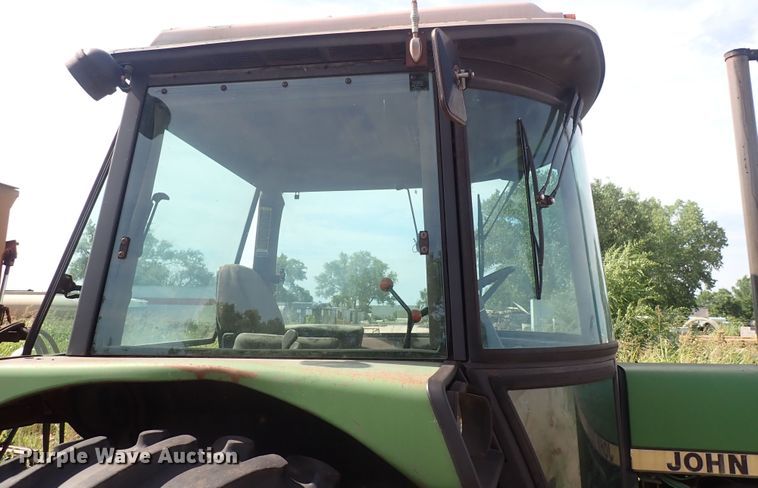 image for item DN0475 1986 John Deere 3150  MFWD tractor