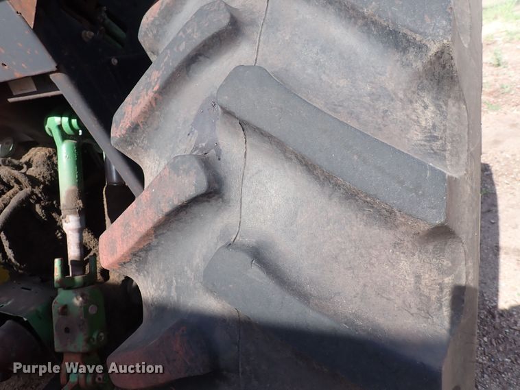 image for item DN0475 1986 John Deere 3150  MFWD tractor