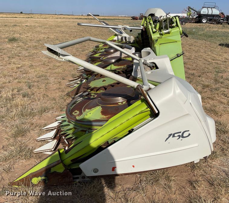 image for item DN5110 2013 Claas Orbis 750  rotary forage head