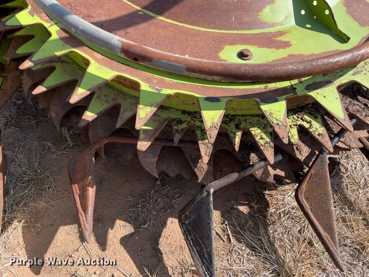 image for item DN5111 2011 Claas Orbis 750  rotary forage head