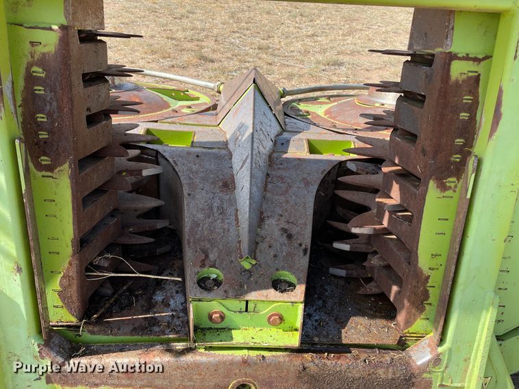 image for item DN5111 2011 Claas Orbis 750  rotary forage head