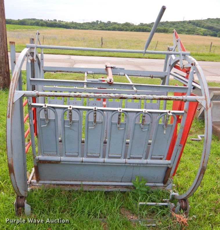 image for item DP4401 Filson  calf table