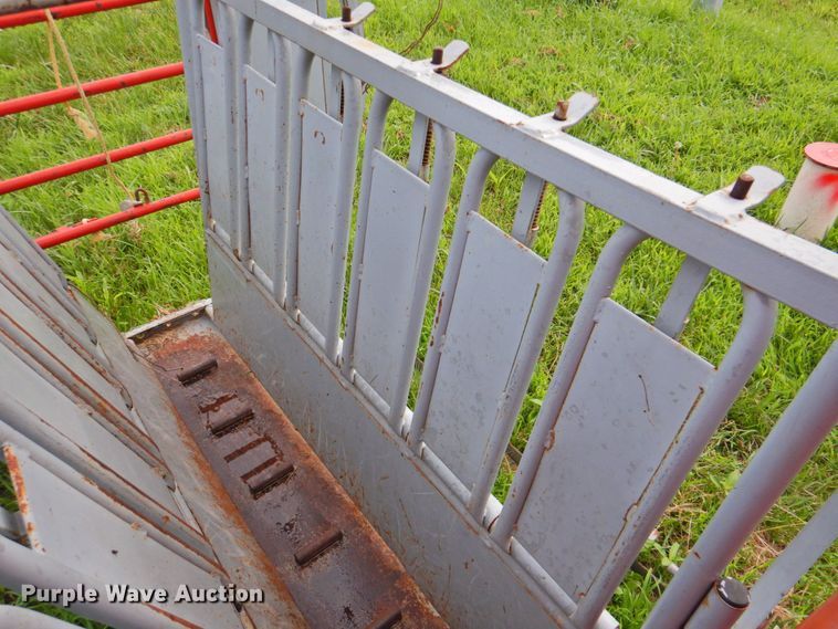 image for item DP4401 Filson  calf table