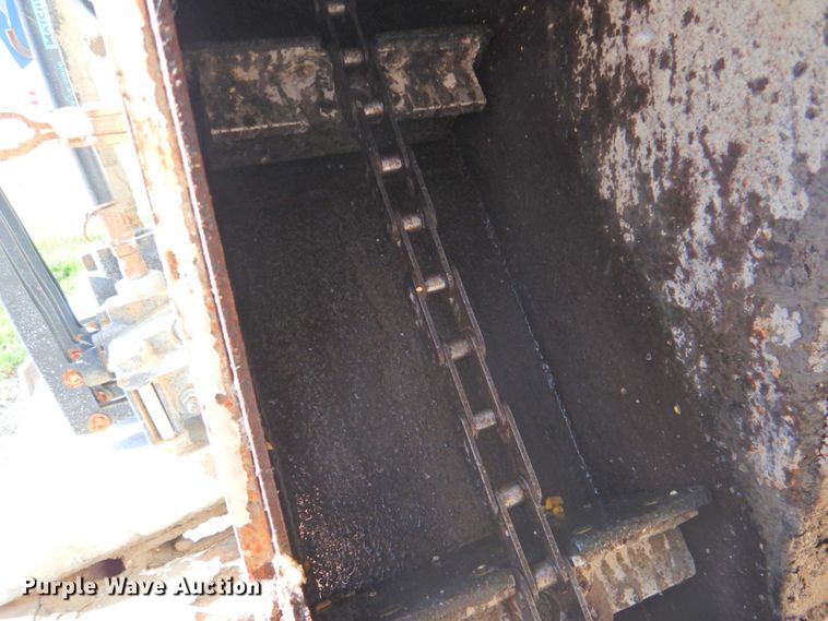 image for item DP4664 2006 Ledwell LW40 APW  feed delivery trailer