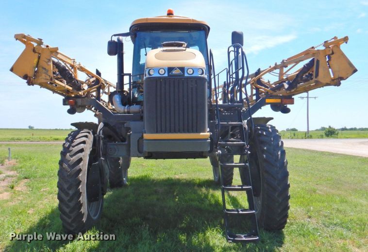 image for item DP4665 2014 Rogator RG900  sprayer