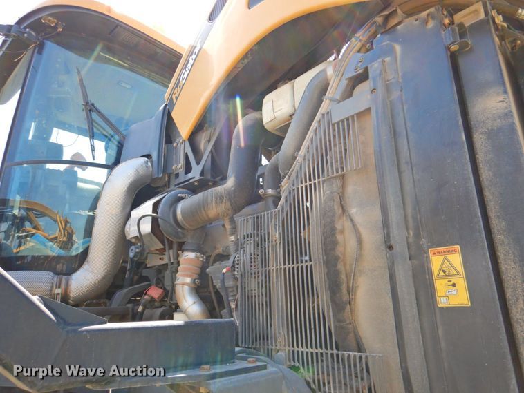 image for item DP4665 2014 Rogator RG900  sprayer