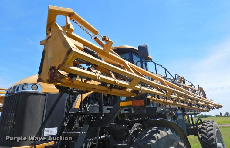 image for item DP4665 2014 Rogator RG900  sprayer