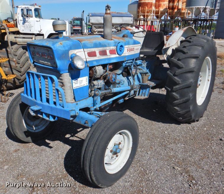 image for item DP4667 Ford 4000  tractor