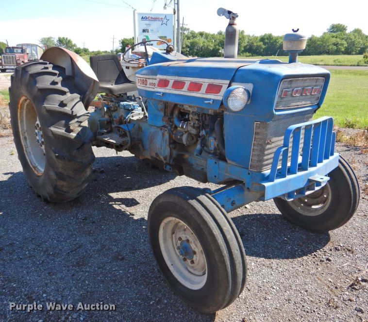image for item DP4667 Ford 4000  tractor