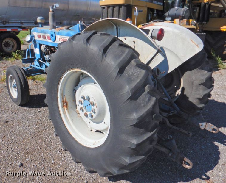 image for item DP4667 Ford 4000  tractor
