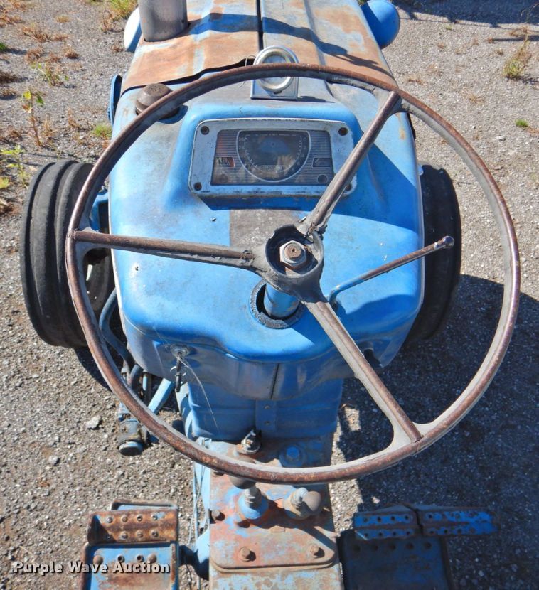image for item DP4667 Ford 4000  tractor