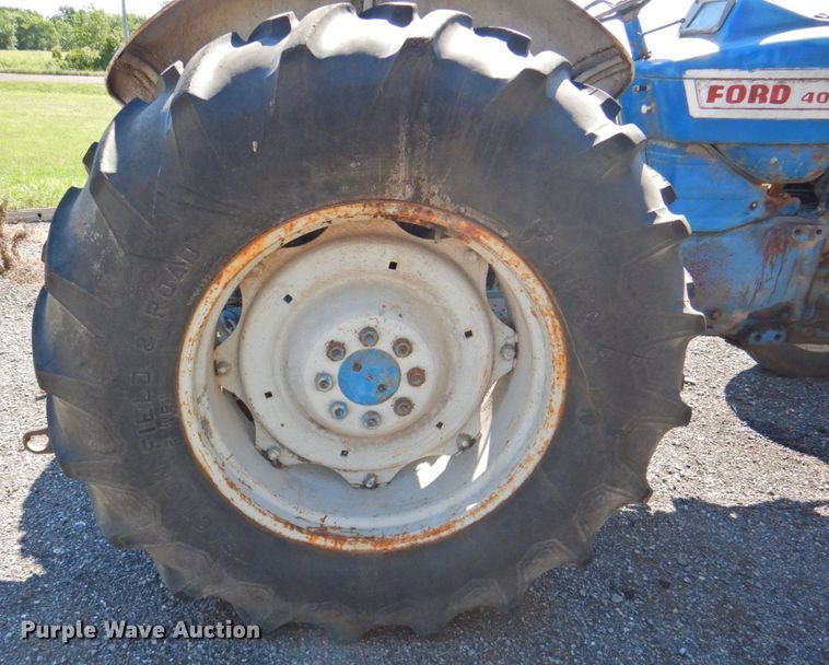 image for item DP4667 Ford 4000  tractor